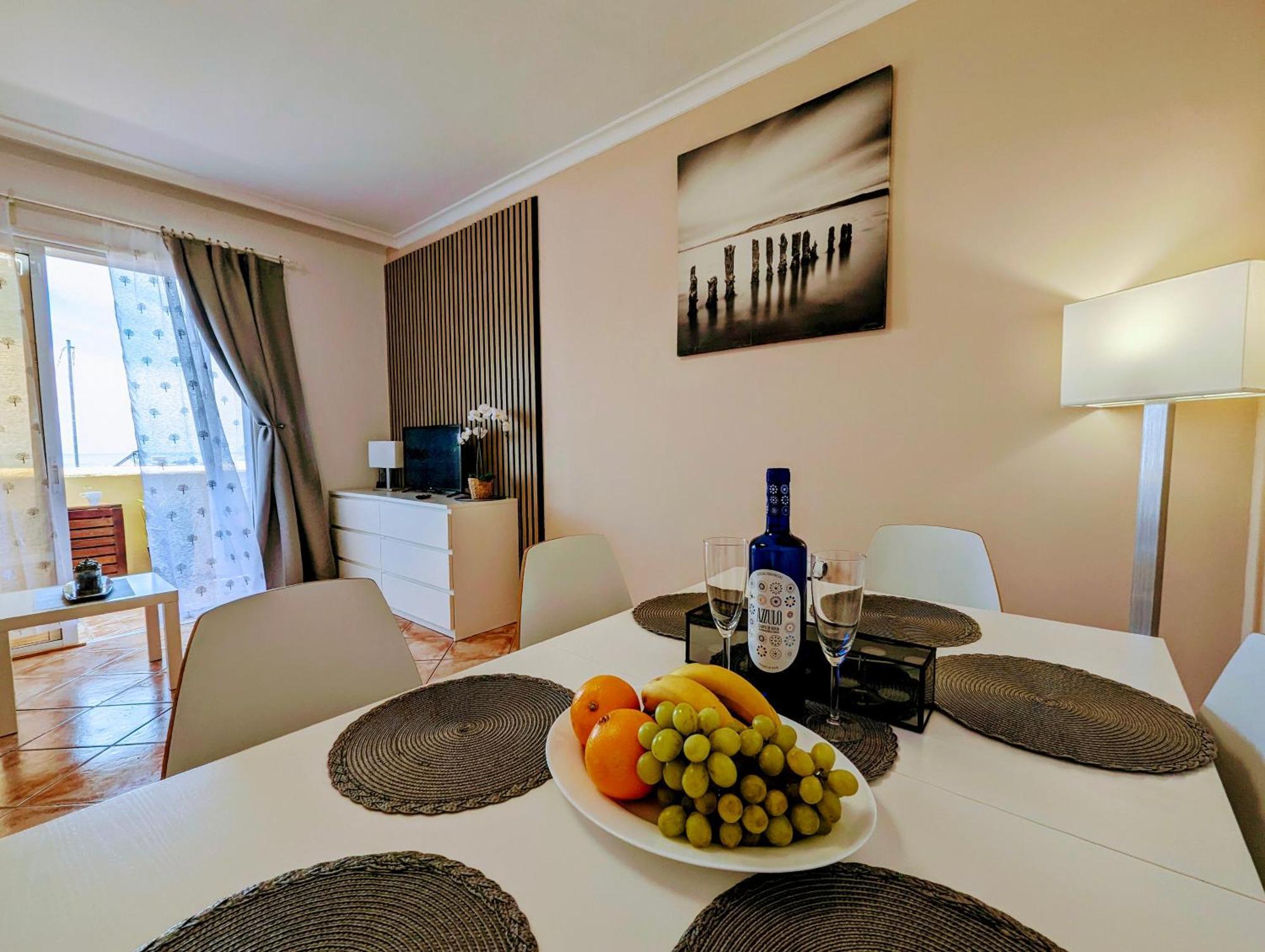 Comfortable 2-bedroom Duplex In Playa Paraiso With Ocean View, Balcony, And Shared Pool Costa Adeje (Tenerife)