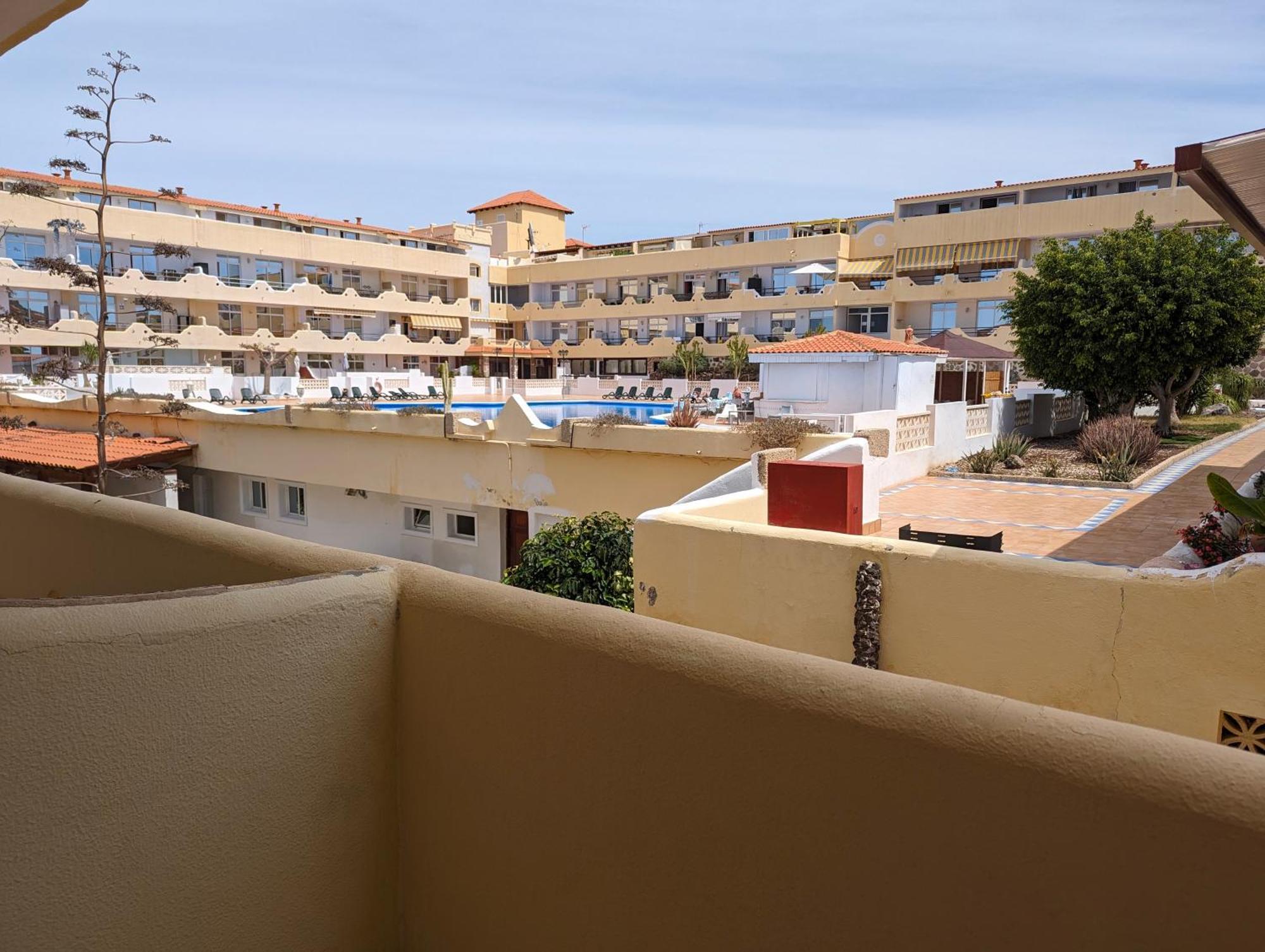 Appartement Comfortable 2-bedroom Duplex In Playa Paraiso With Ocean View, Balcony, And Shared Pool Costa Adeje (Tenerife)